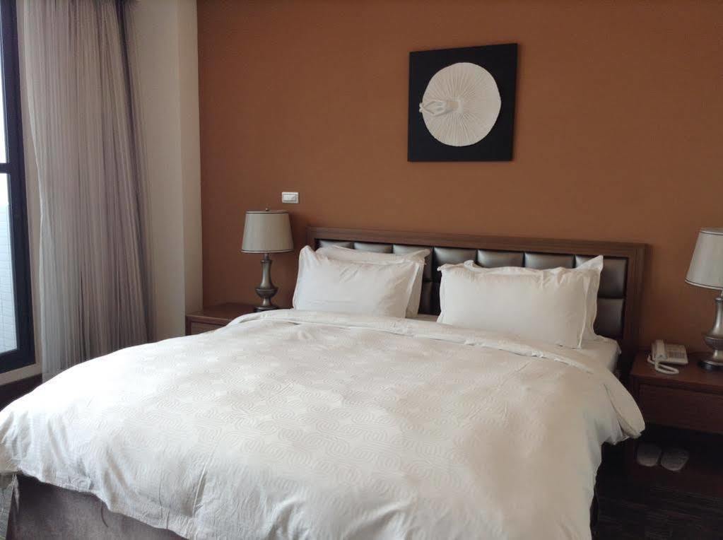 Watermark Hotel - Sizihwan Kaohsiung Bagian luar foto