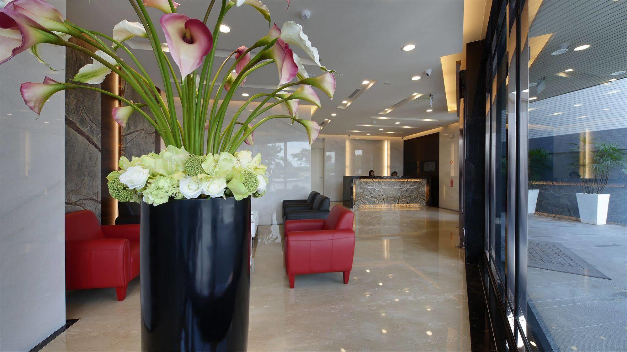 Watermark Hotel - Sizihwan Kaohsiung Bagian luar foto