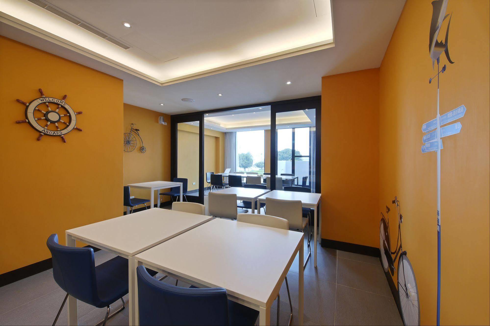 Watermark Hotel - Sizihwan Kaohsiung Bagian luar foto